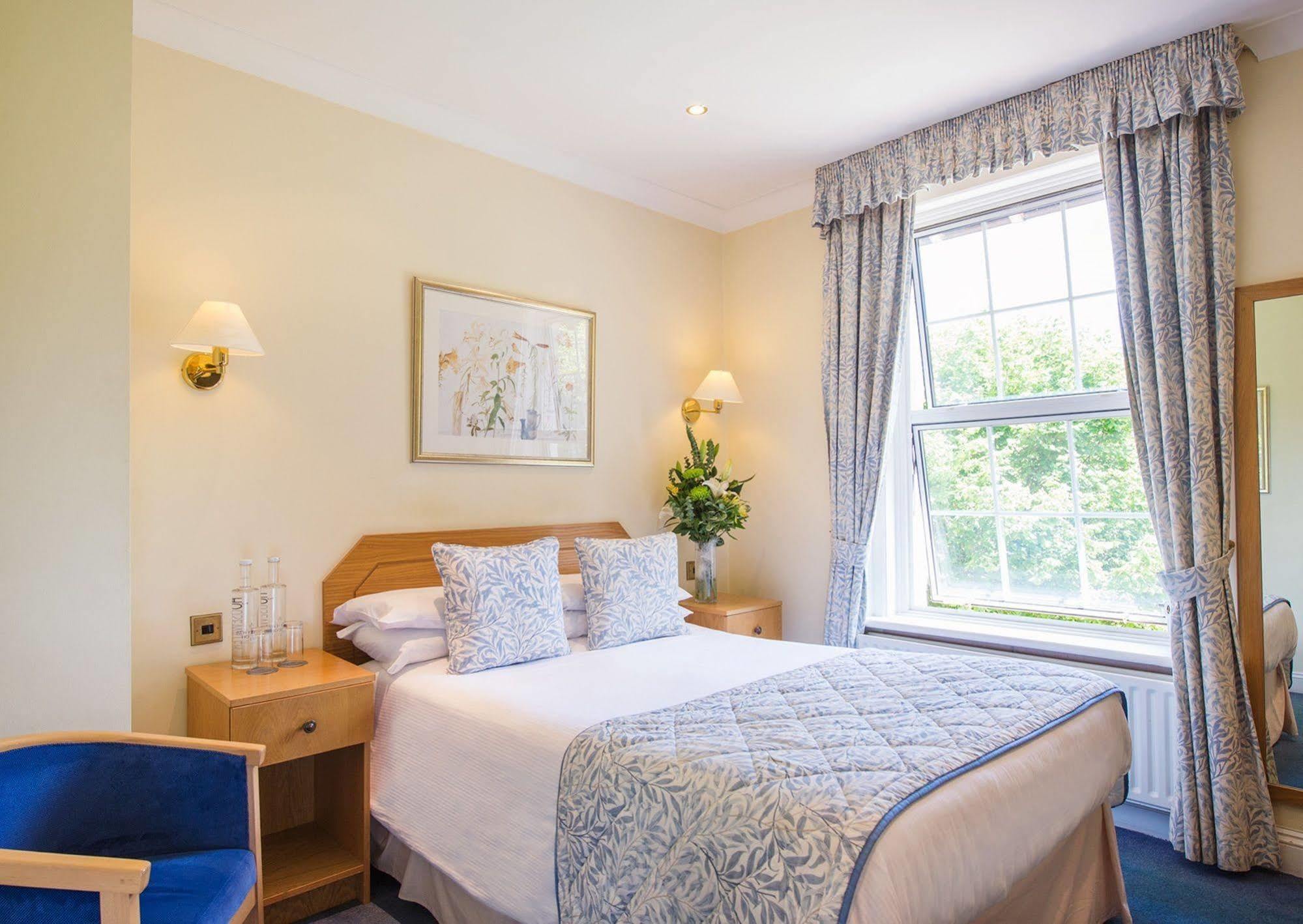 Moorhill House Bed & Breakfast Burley Exterior foto